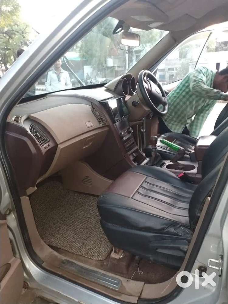 Mahindra Xuv500 2015