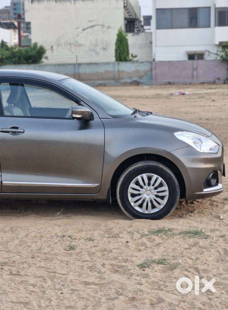 Maruti Suzuki Swift Dzire 1.3 Vxi, 2022, Petrol