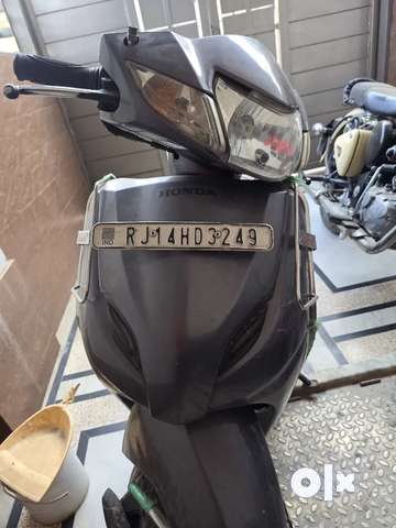 Honda activa 3g online cover