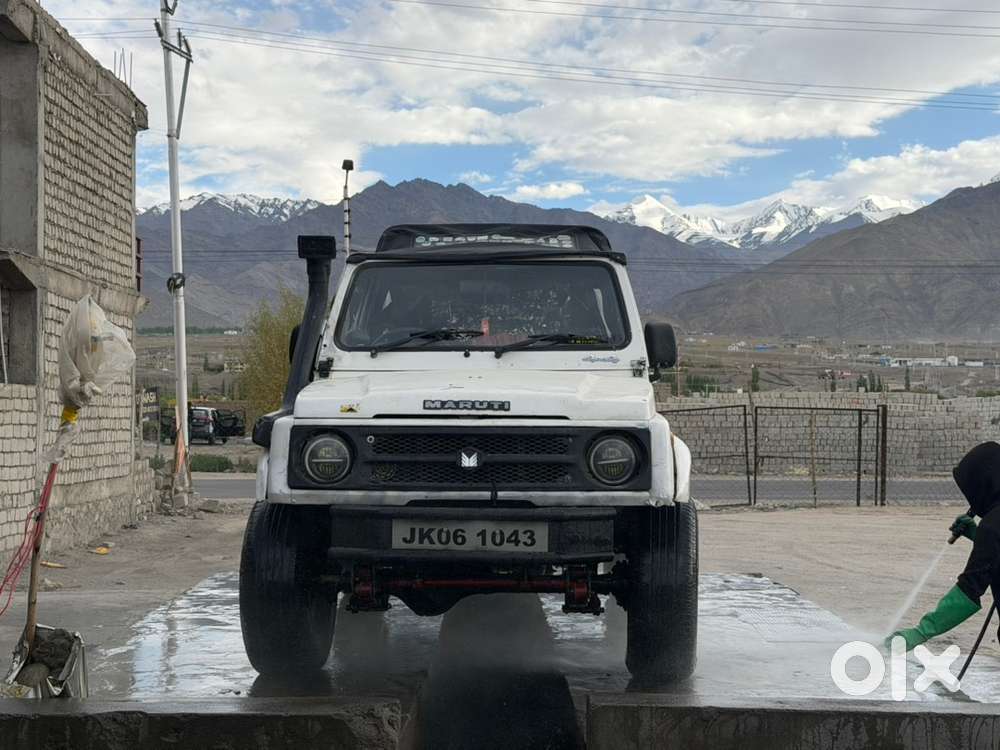 Maruti Gypsy Petrol 2012