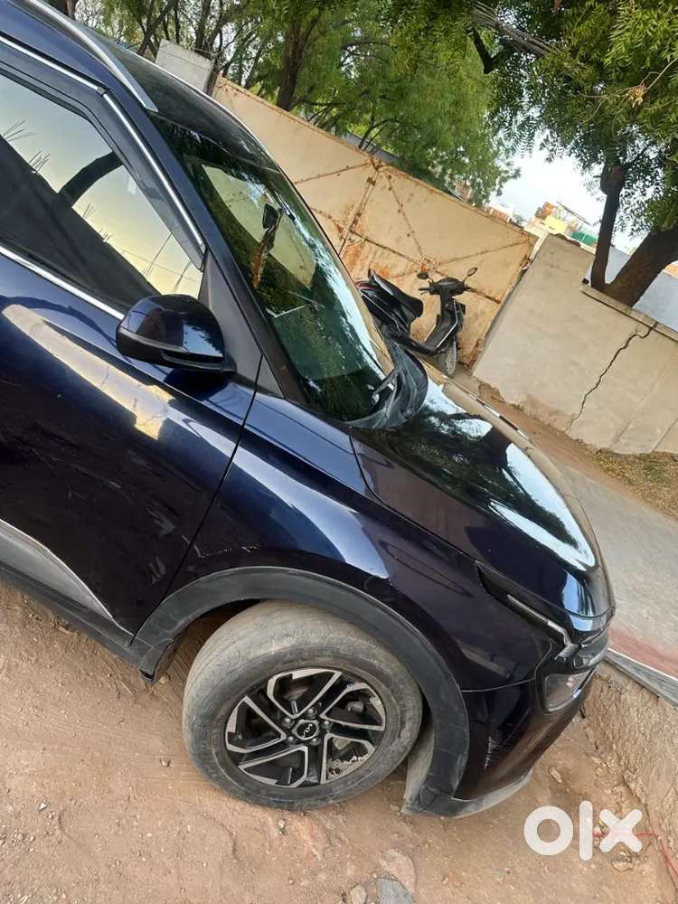 Kia Carens 2023 Diesel 520000 Km Driven