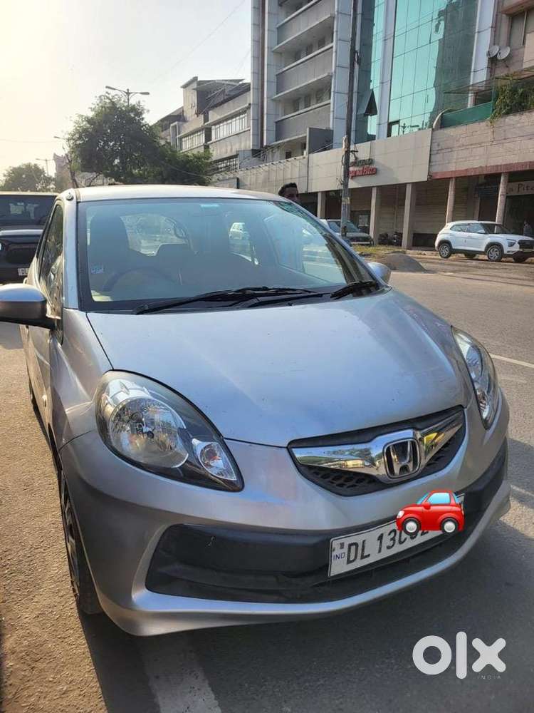 Honda Brio 2013 Petrol Well Maintained