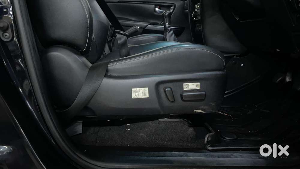 Toyota Fortuner [2021-ongoing] 2.8 2wd Diesel Mt, 2024, Diesel