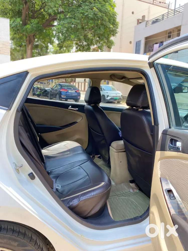 Hyundai Verna 2013 Diesel 118000 Km Driven