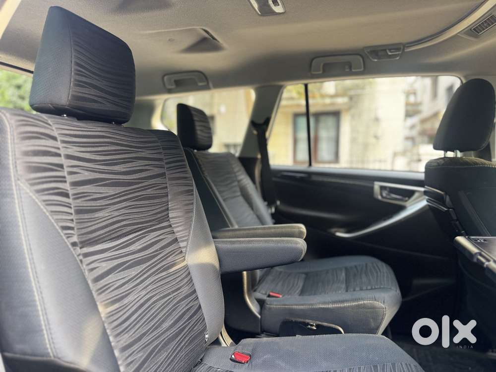 Toyota Innova Crysta