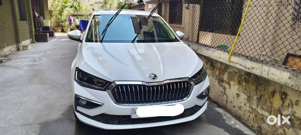 Skoda Slavia Style 1.0l Tsi At, 2022, Petrol
