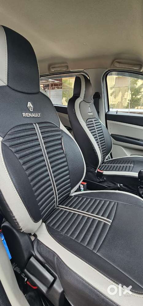 Renault Triber 1.0 Rxe, 2023, Petrol