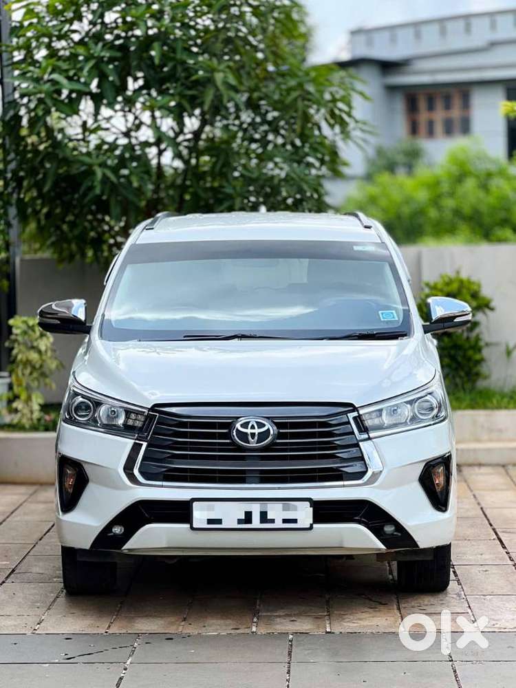 Toyota Innova Crysta 2.5z, 2016, Diesel