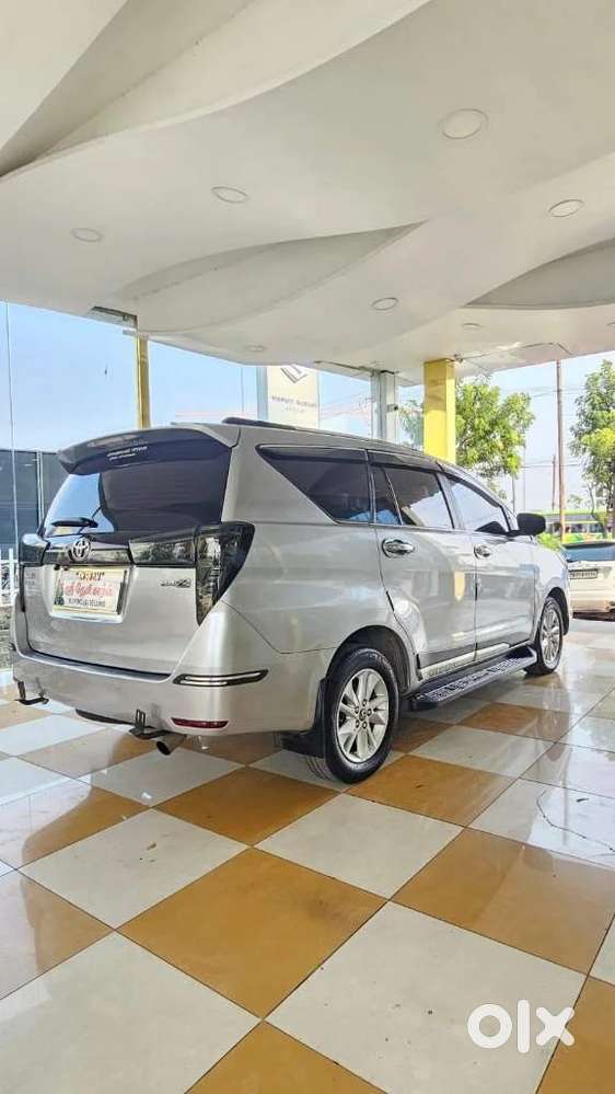 Toyota Innova Crysta 2.4zx Automatic, 2017, Diesel