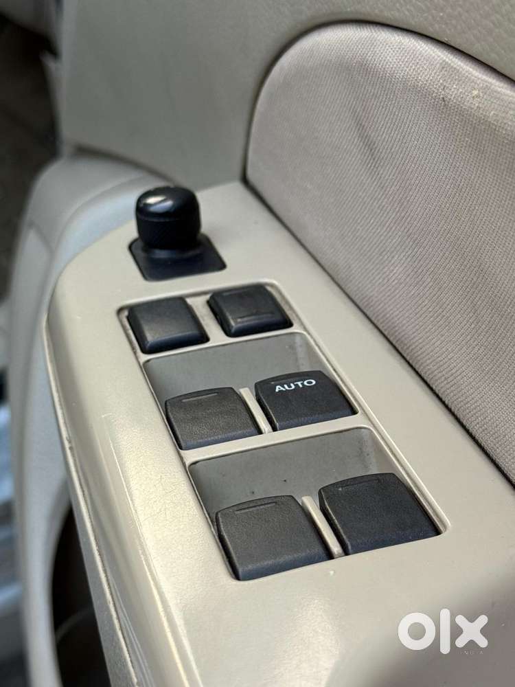 Maruti Suzuki Swift Dzire Vdi Bsiv, 2014, Diesel