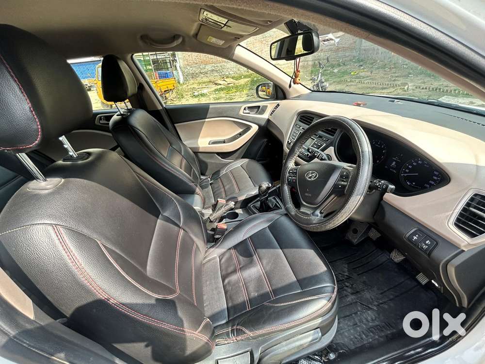 Less Driven Well Maintained Hyundai Elite I20 2015 Petrol 103000 Km
