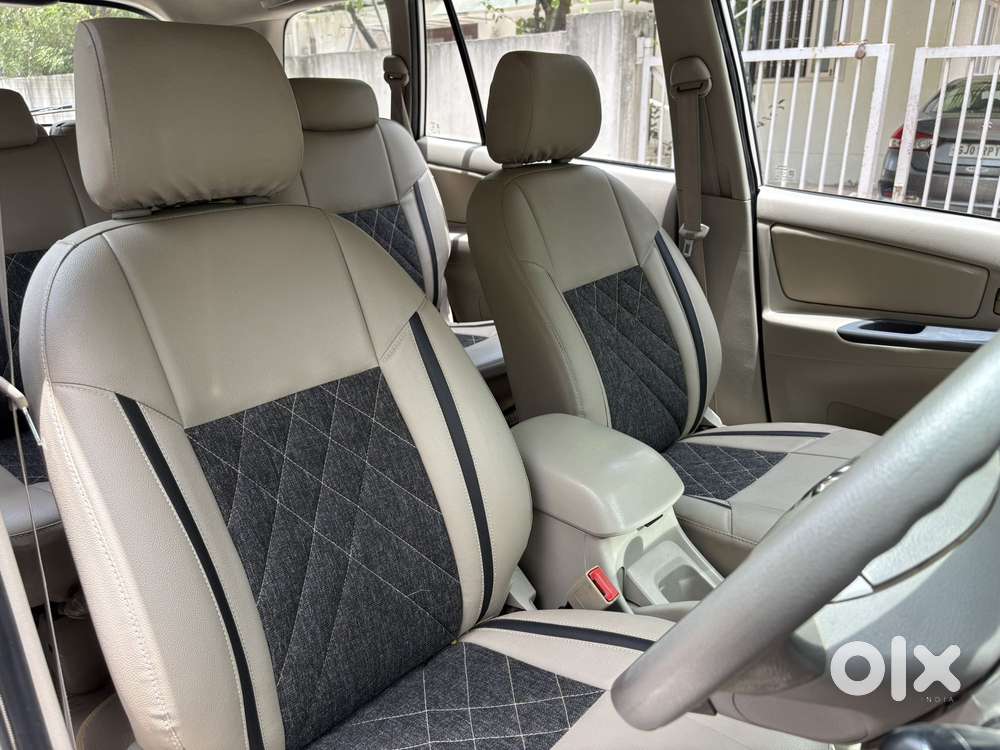 Toyota Innova 2.5 G (diesel) 8 Seater, 2013, Diesel