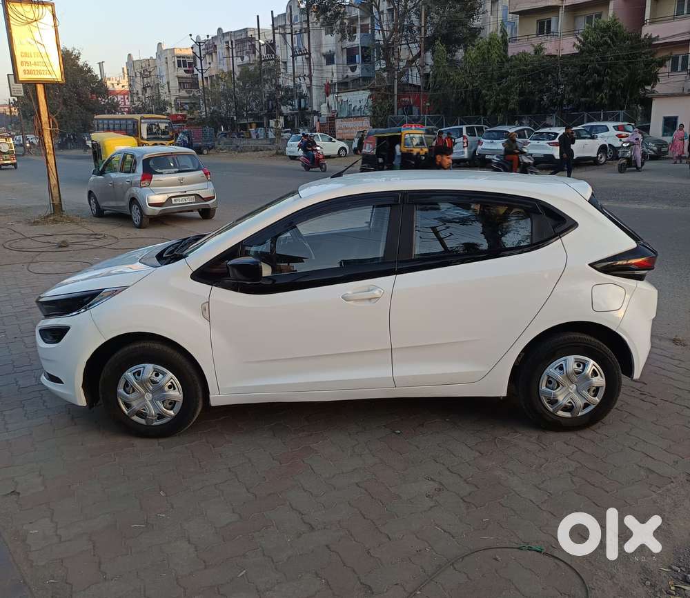 Tata Altroz 1.2 Xm, 2020, Petrol