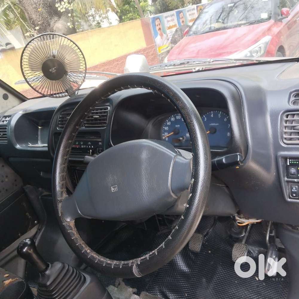 Maruti Suzuki Versa Dx2 8 Seater, 2003, Petrol