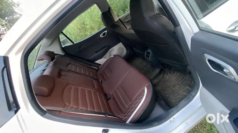 Hyundai Aura Sx 1.2 Cng 2025
