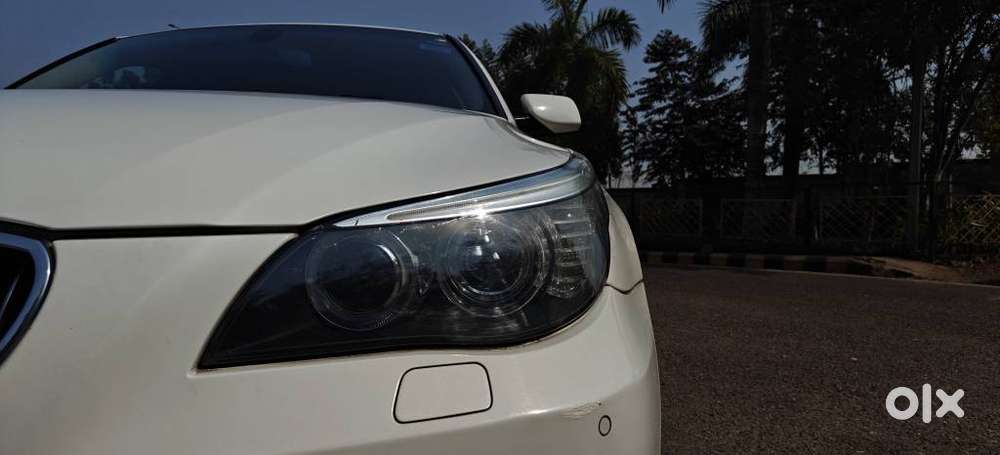 Bmw 5 Series 530i Sedan, 2011, Petrol