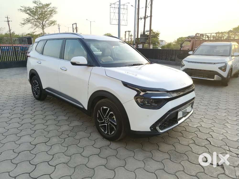 Kia Carens Luxury Plus 1.5 Diesel 6mt Demo Vehicle