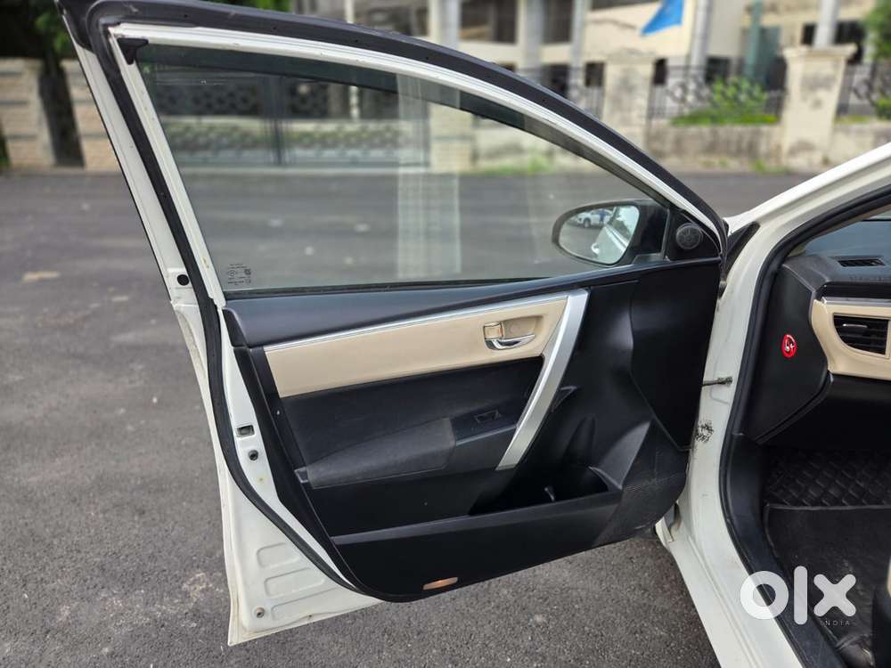 Toyota Corolla Altis 2016 Year
