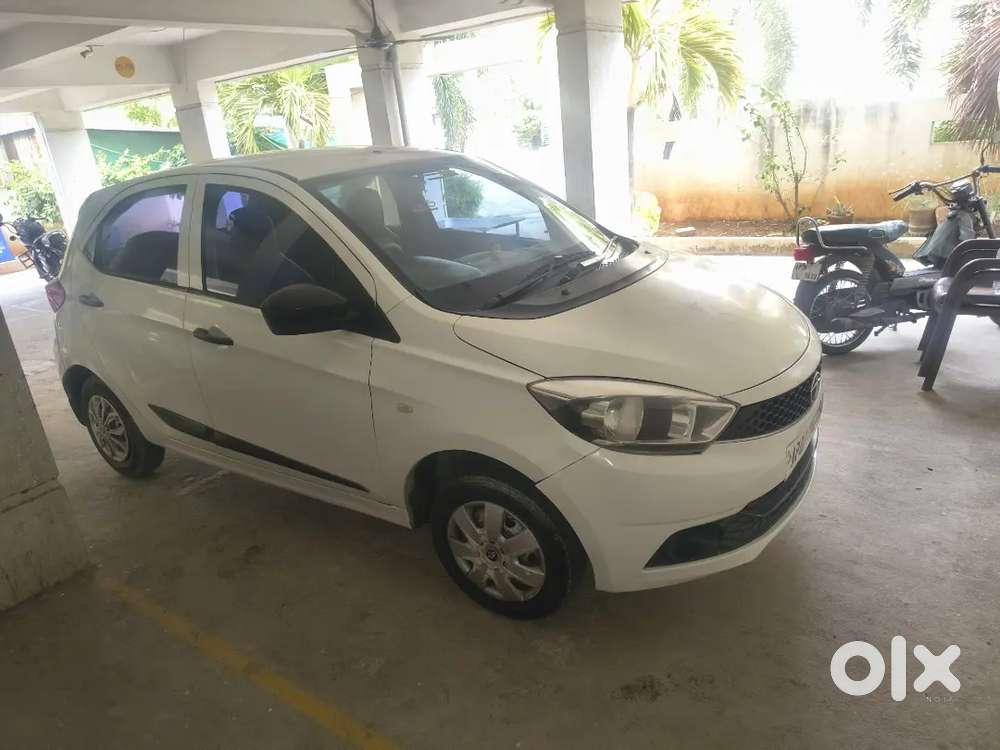 Tata Tiago Petrol 2018 Manual Variant
