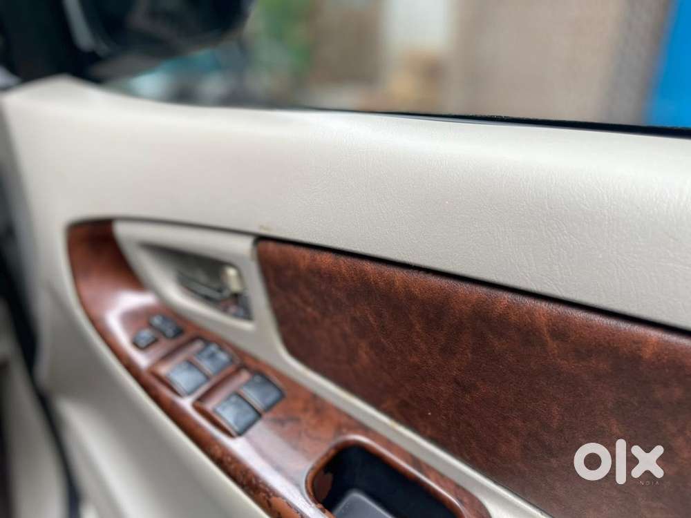 Toyota Innova Diesel 2012