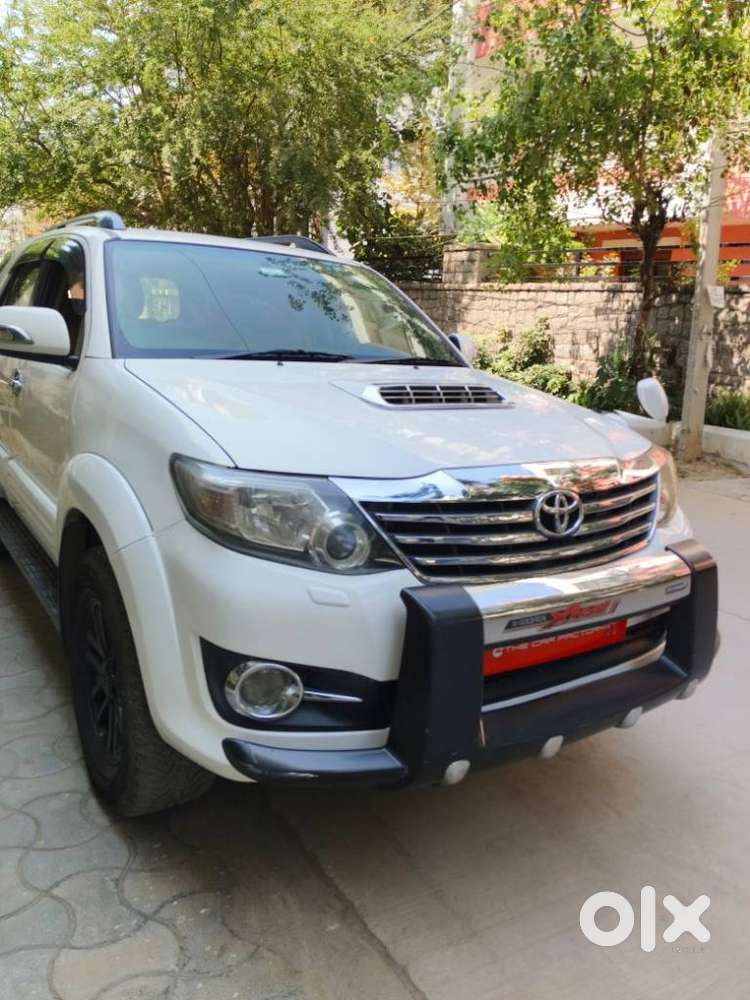 Toyota Fortuner 3.0 4x2 Automatic, 2014, Diesel