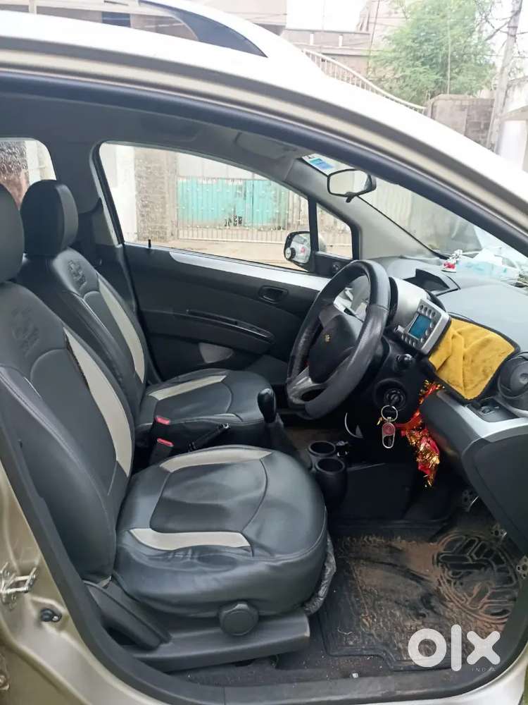 Chevrolet Beat Lt 2015 Petrol