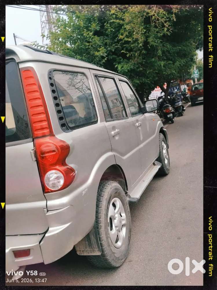 Mahindra Scorpio Classic 2011 Diesel 85000 Km Driven