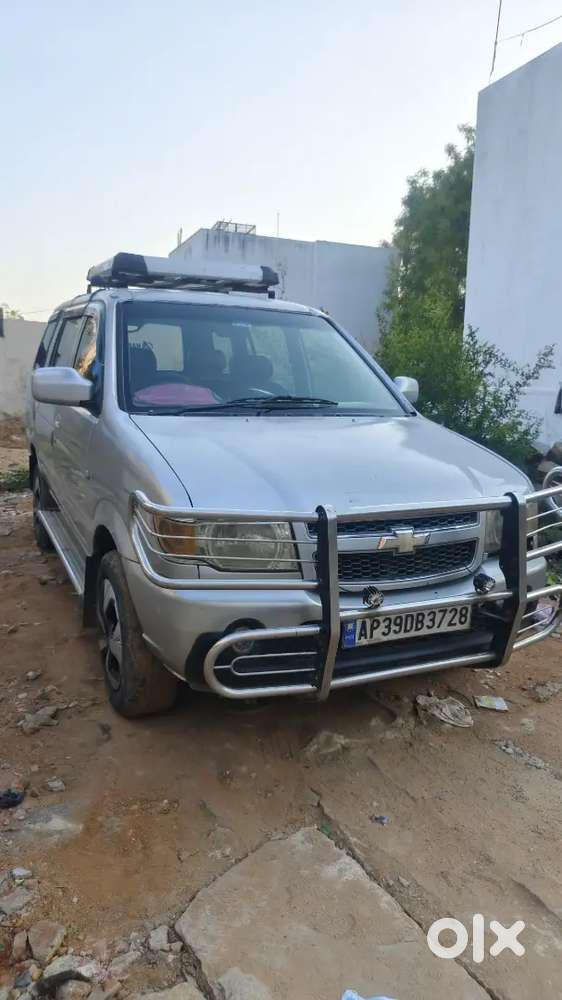 Chevrolet Tavera 2015