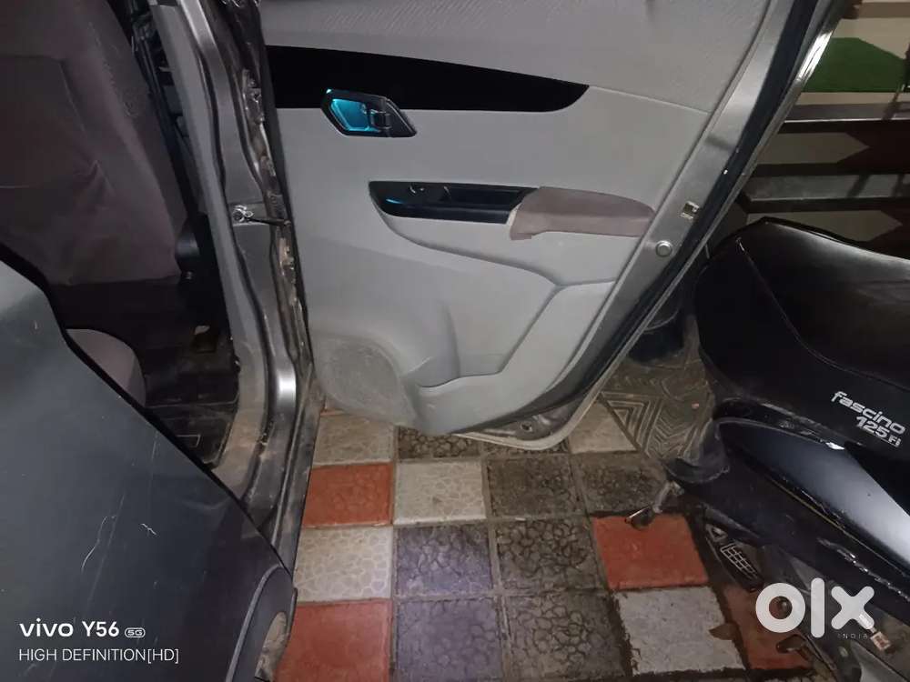 Mahindra Kuv100 Nxt 2016 Petrol Manual Dual