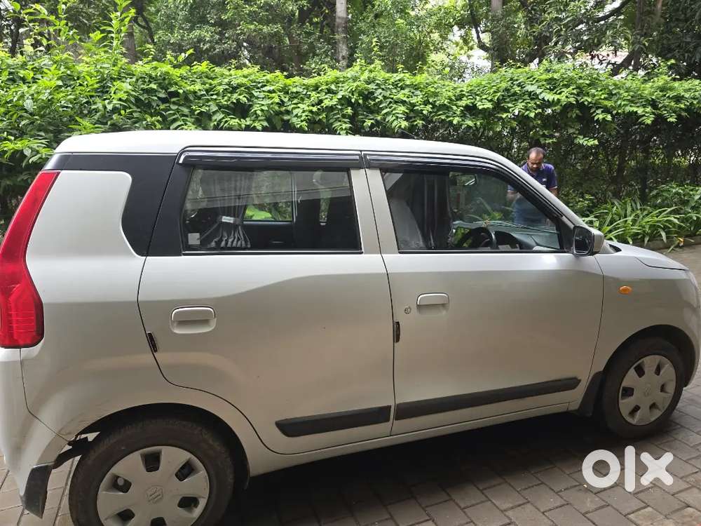 Maruti Suzuki Wagon R Flex Fuel 2017 Petrol 60000 Km Driven +cng