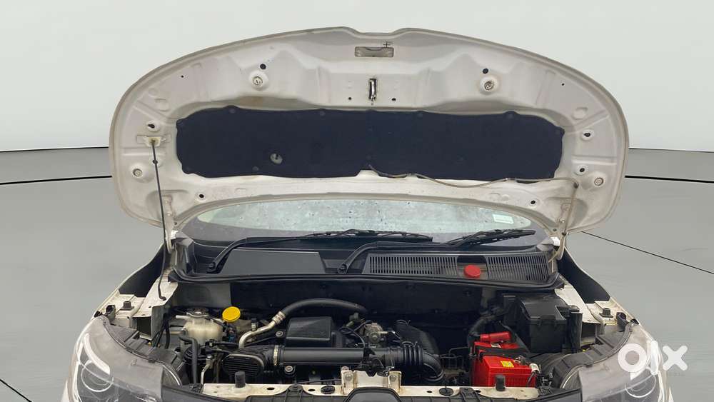 Renault Triber Rxl, 2021, Petrol