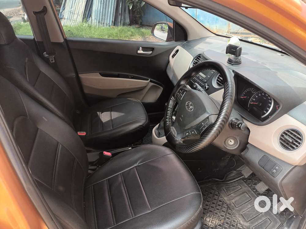 Hyundai Grand I10 Sportz, 2016, Petrol