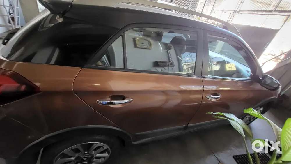 I20 Active Top Model