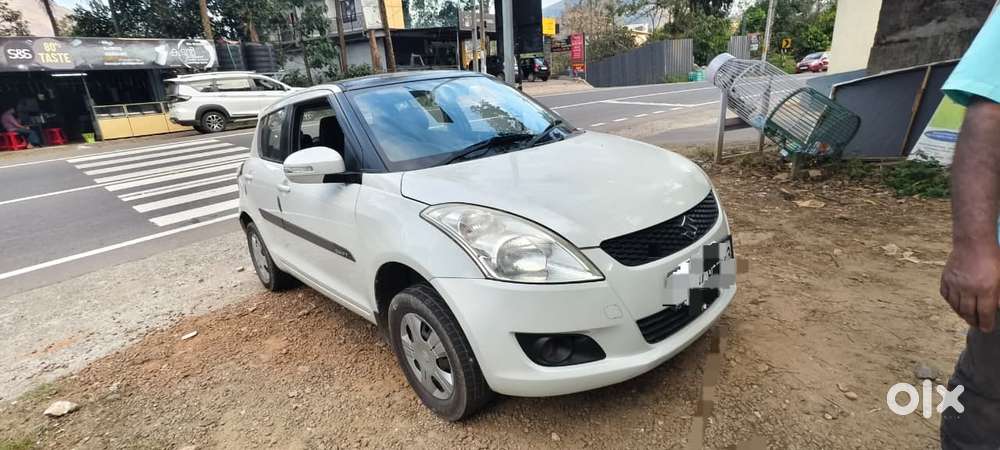 Maruti Suzuki Swift Vxi, 2014, Petrol