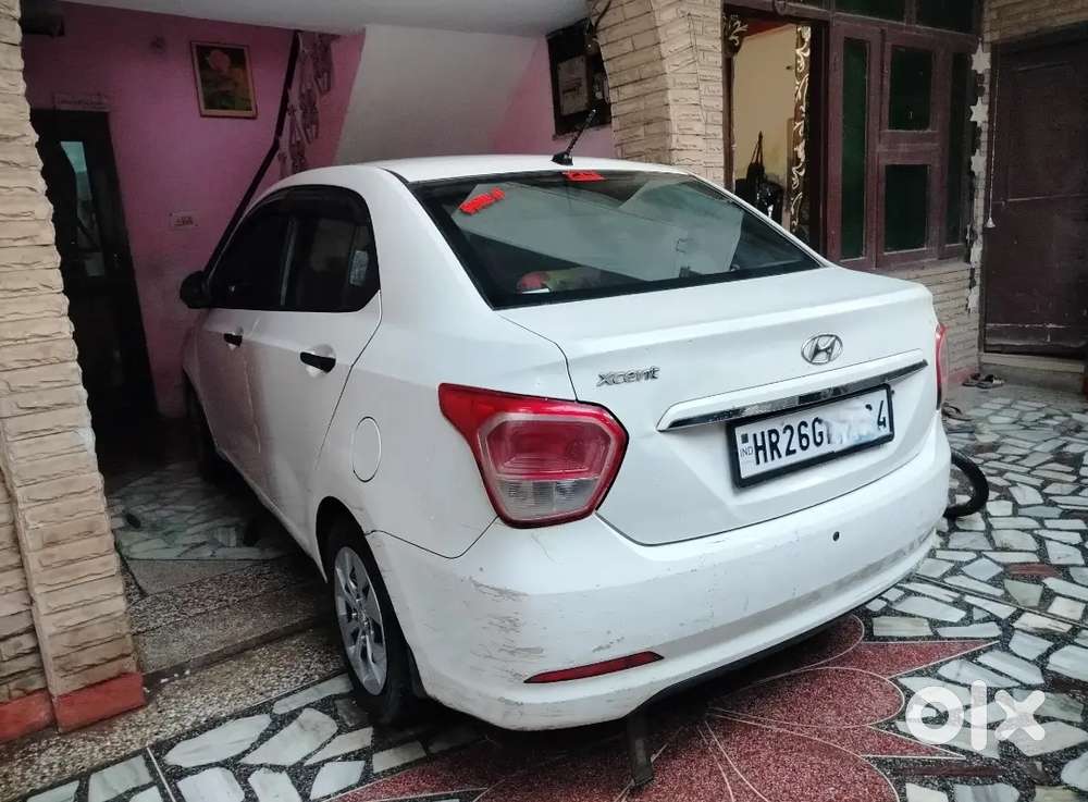 Good Condition Hyundai Xcent With Cng