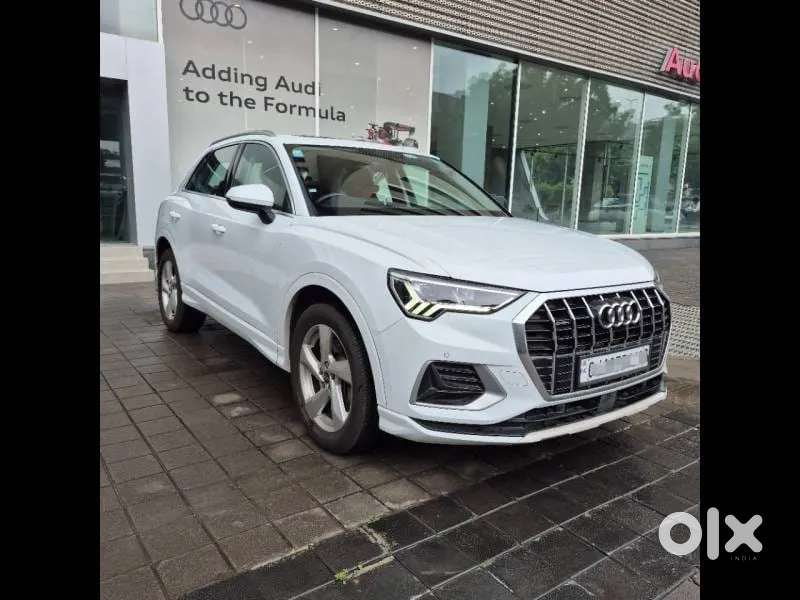 Audi Q3 40 Tfsi Premium Plus, 2023, Petrol