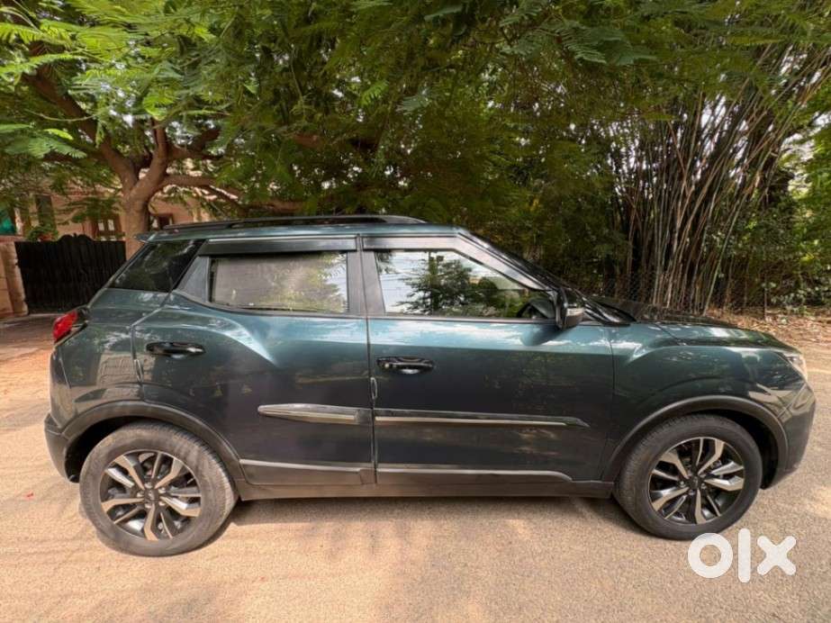 Mahindra Xuv300 W8 Option, 2021, Petrol