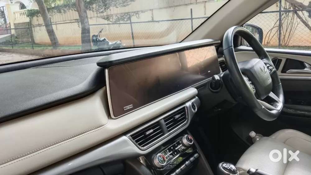 Mahindra Xuv700 2.2 Ax 7 Diesel Mt Str, 2024, Diesel