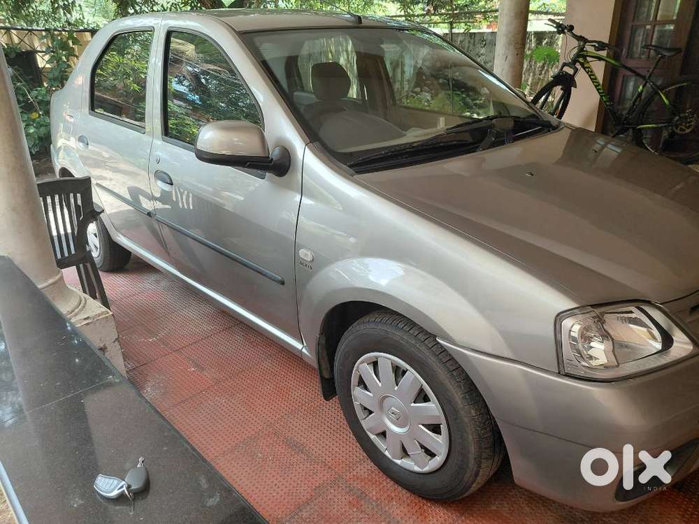 2010 Mahindra Renault Logan
