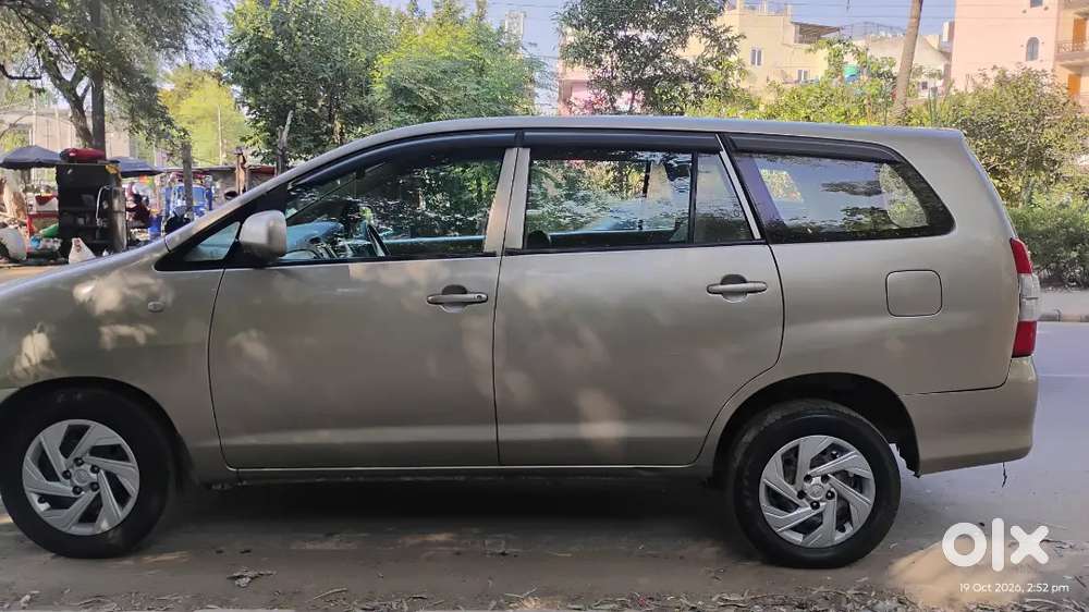 Toyota Innova Diesel 2.5 2007 Urgent Sell