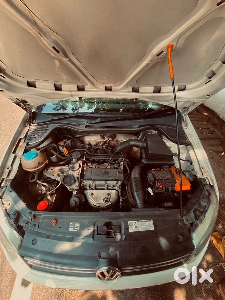 Volkswagen Polo Petrol 2010 Year