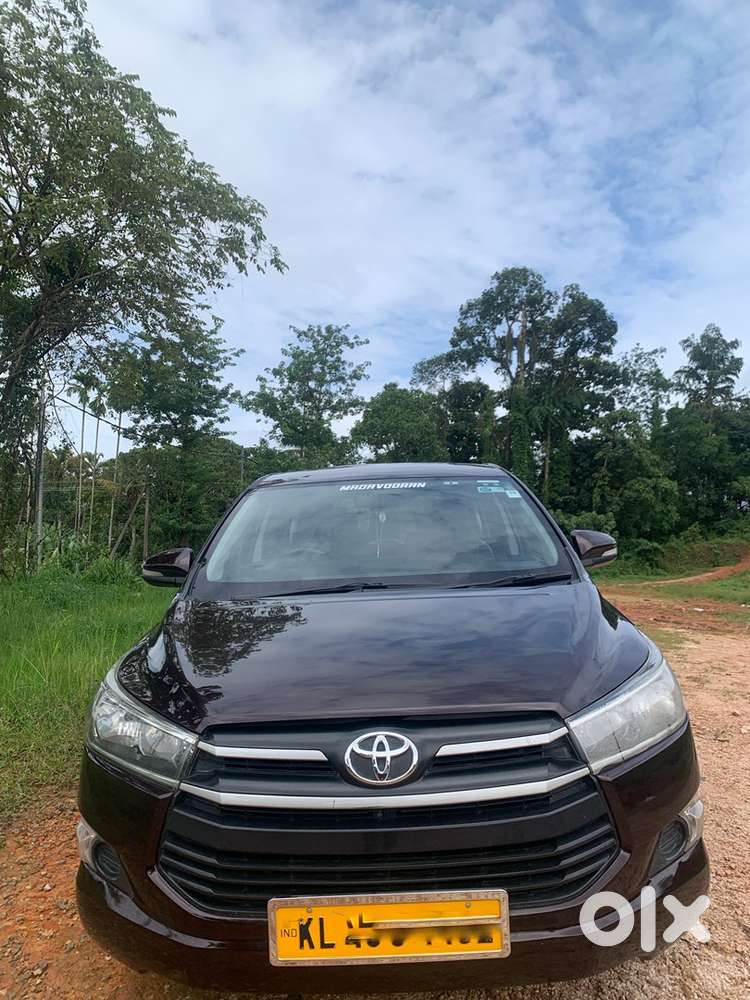 Toyota Innova Crysta 2017 Diesel Well Maintained