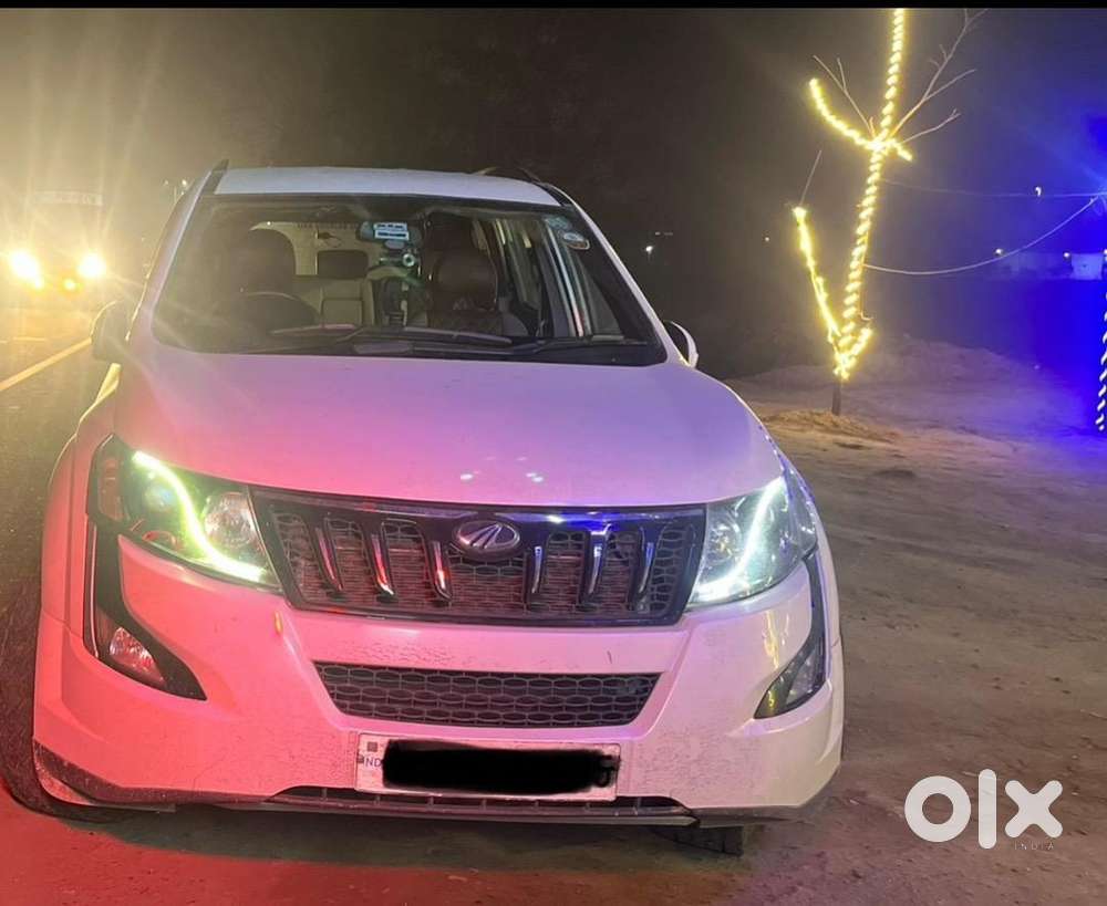  Mahindra Xuv500 W6  2017 July  Diesel Manual