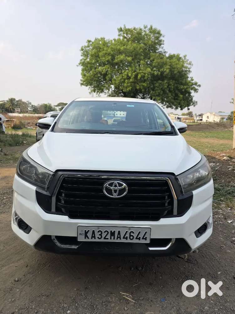 Toyota Innova Crysta 2018 Diesel Well Maintained