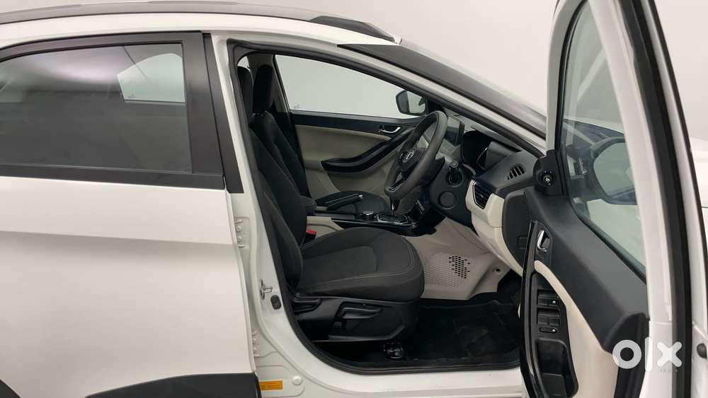 Tata Nexon 1.2 Revotron Xza Plus, 2023, Petrol