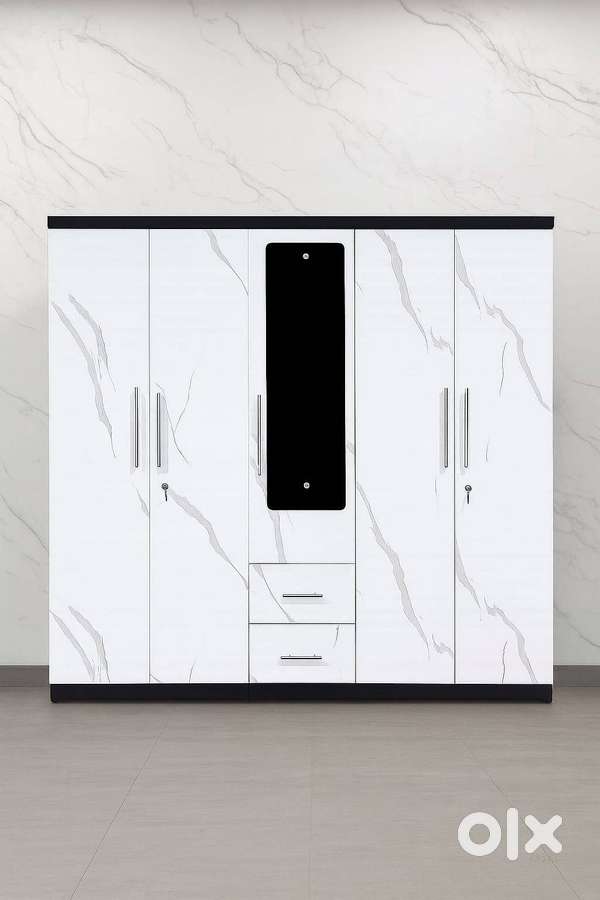 Luxury 5-Door Wardrobe – Sleek & Functional Design