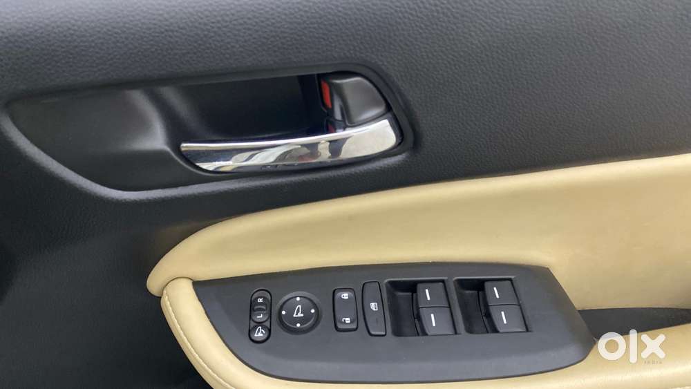 Honda City I-vtec Cvt Zx, 2023, Petrol