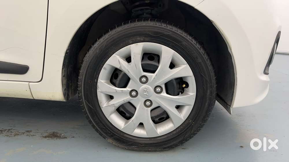 Hyundai Grand I10 1.2 Kappa Sportz, 2016, Petrol