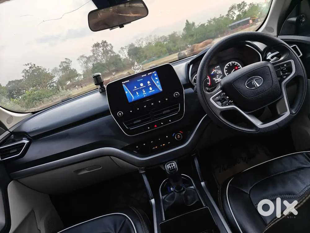 Tata Safari Xt+ 2021