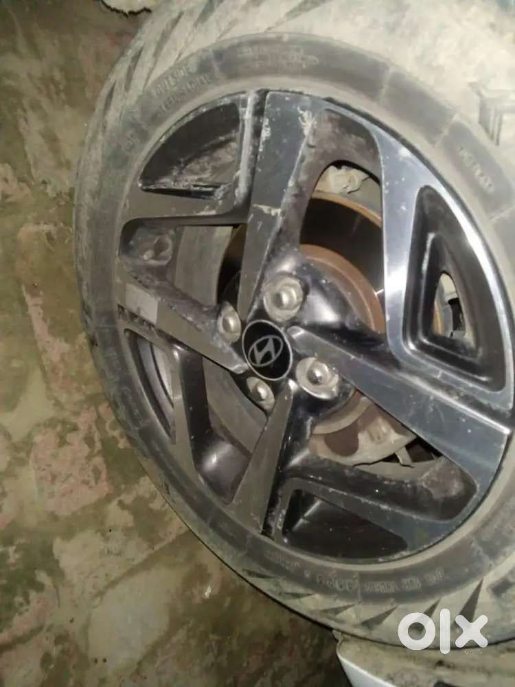 Price 8lakh 30 Thousand